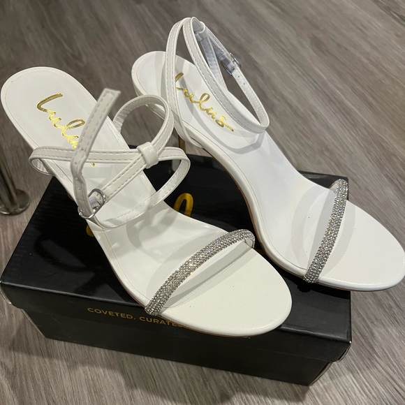 Lulus white sandals - Picture 4 of 4